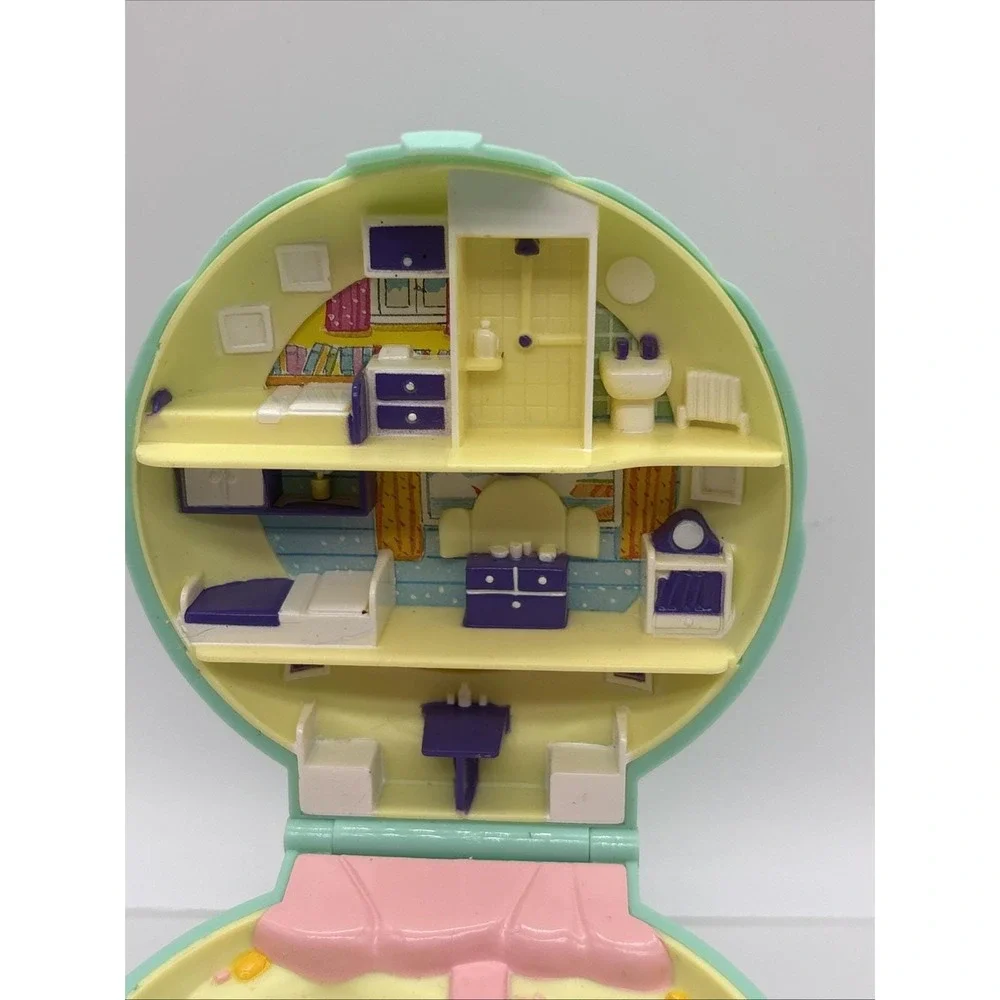 Polly Pocket 1989 Polly's Beach House Bluebird Toys Case Only No Dolls